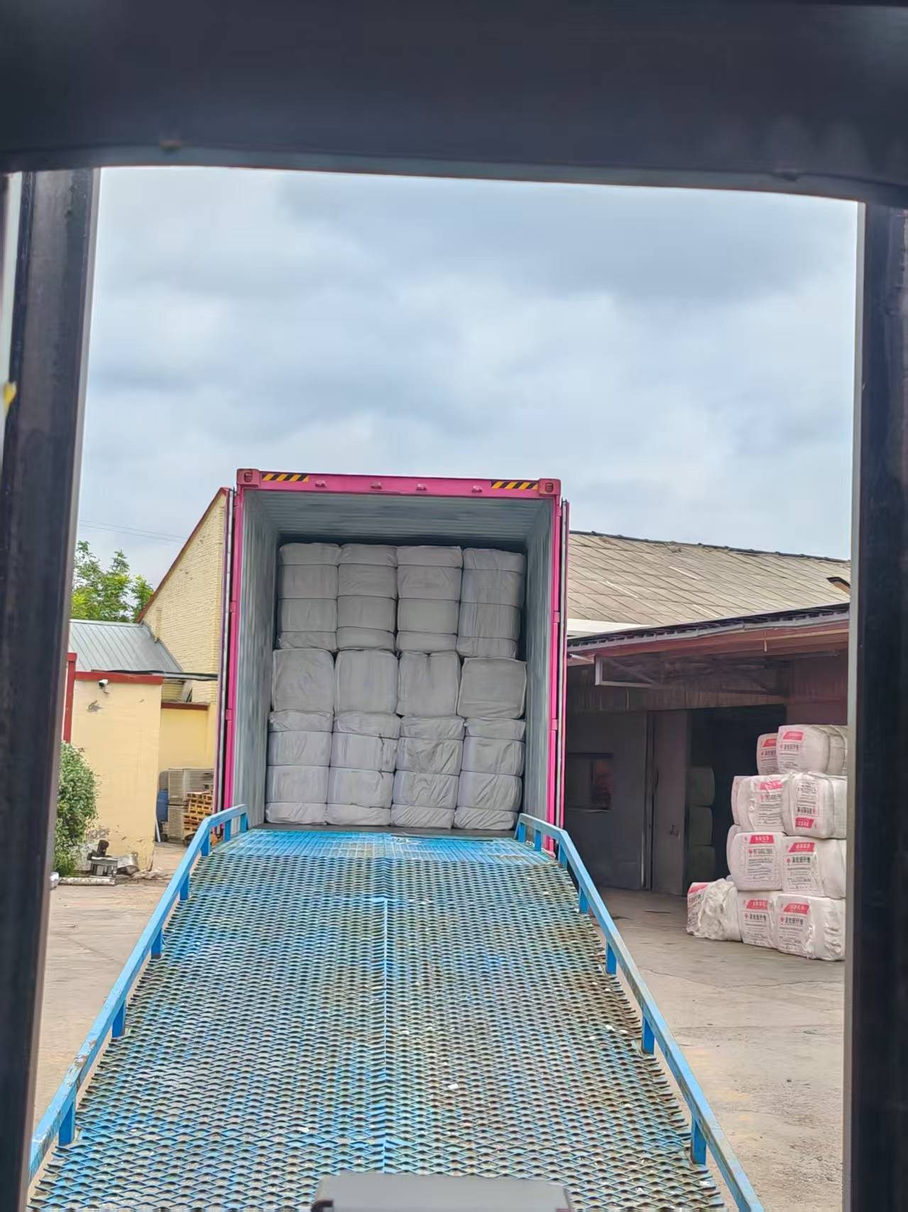 Container loading for export
