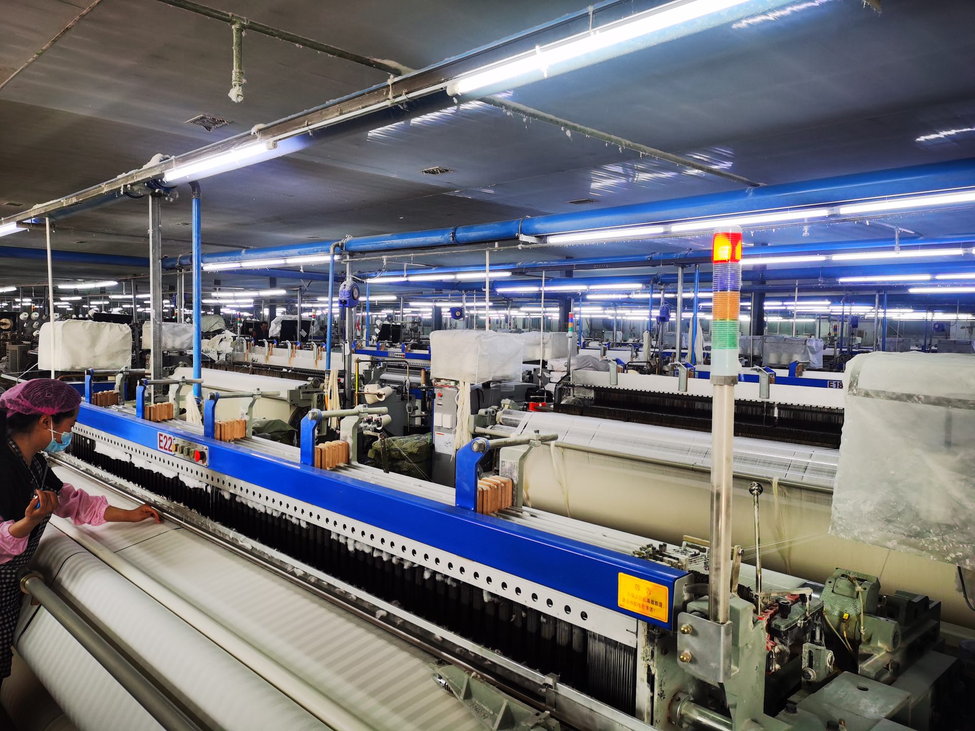 Close view of looms